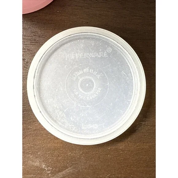 Vtg Yellow Tupperware Quick Shake Mix Container Shaker w/ Lid & Pink Tumbler - Picture 7 of 10